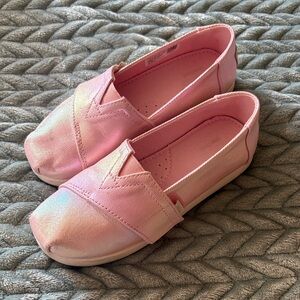 Toms Pink Iridescent Kids shoes